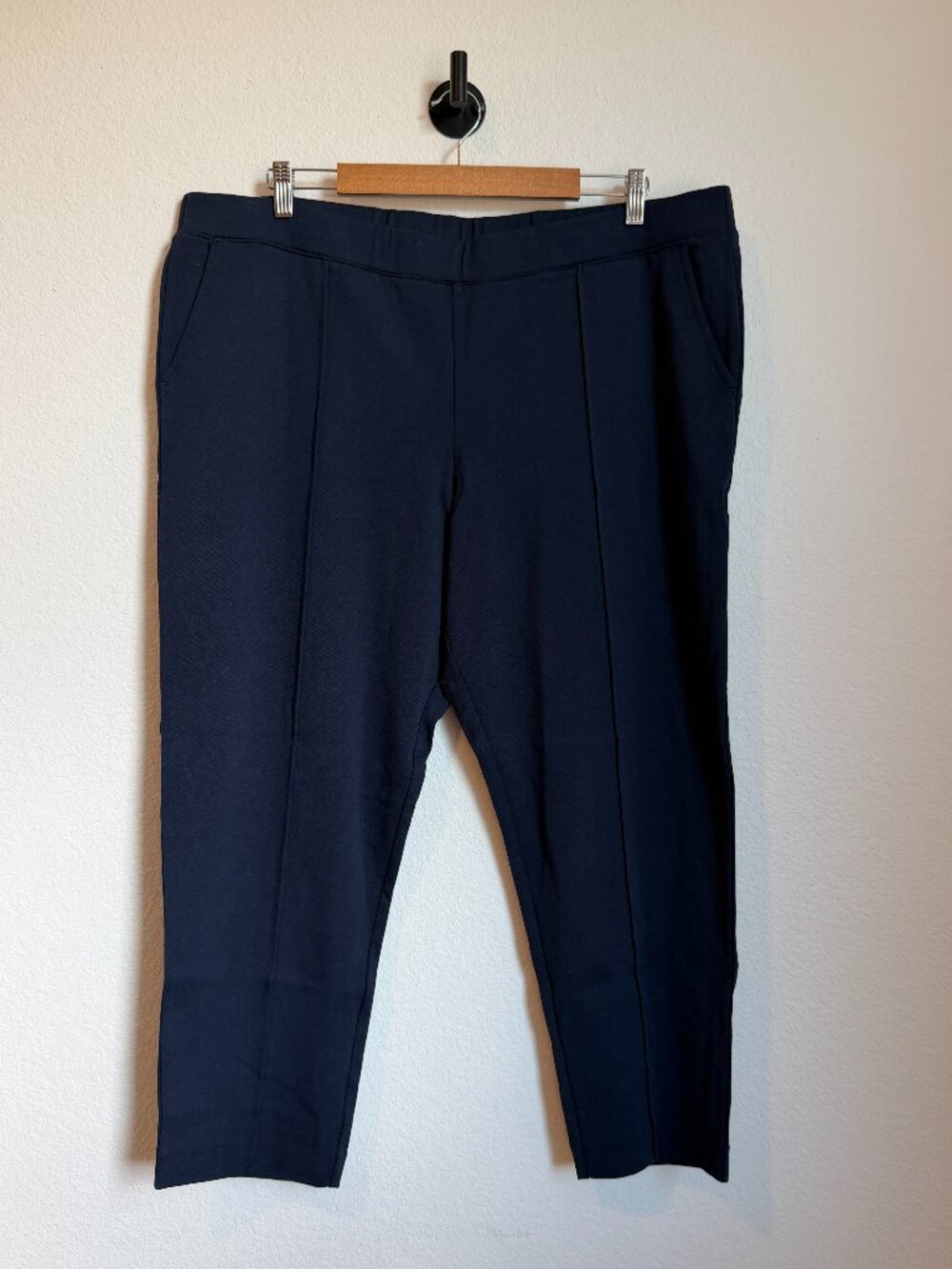 J. Crew Navy Blue 2X Pintuck Sweatpant - Picture 2 of 9